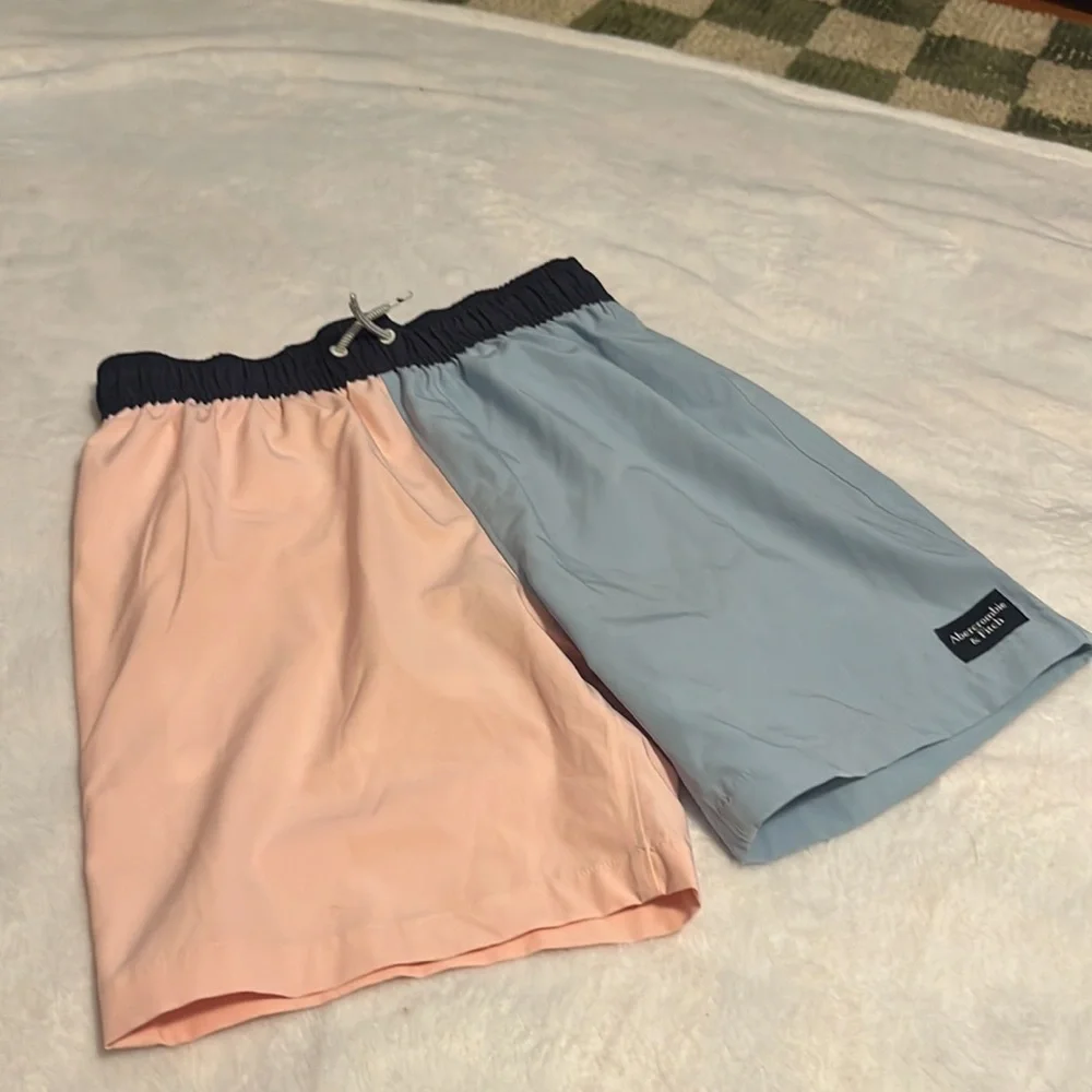 Abercrombie kids Color-block swim trunks